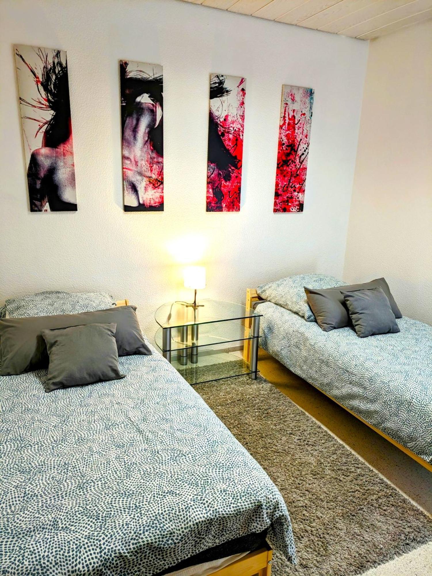 4 Zimmer Geraeumige Und Ruhig Gelegene Ferien- Und Monteurwohnung Nur Fuer Sie Allein Aujvari Vermietungen Spiegelberg Exteriér fotografie