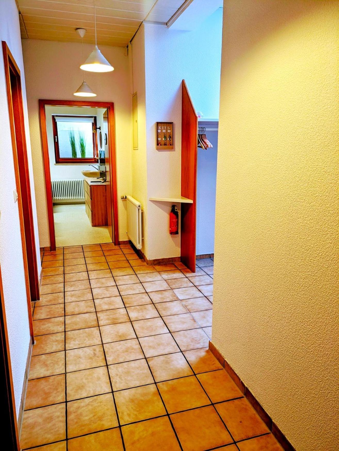 4 Zimmer Geraeumige Und Ruhig Gelegene Ferien- Und Monteurwohnung Nur Fuer Sie Allein Aujvari Vermietungen Spiegelberg Exteriér fotografie