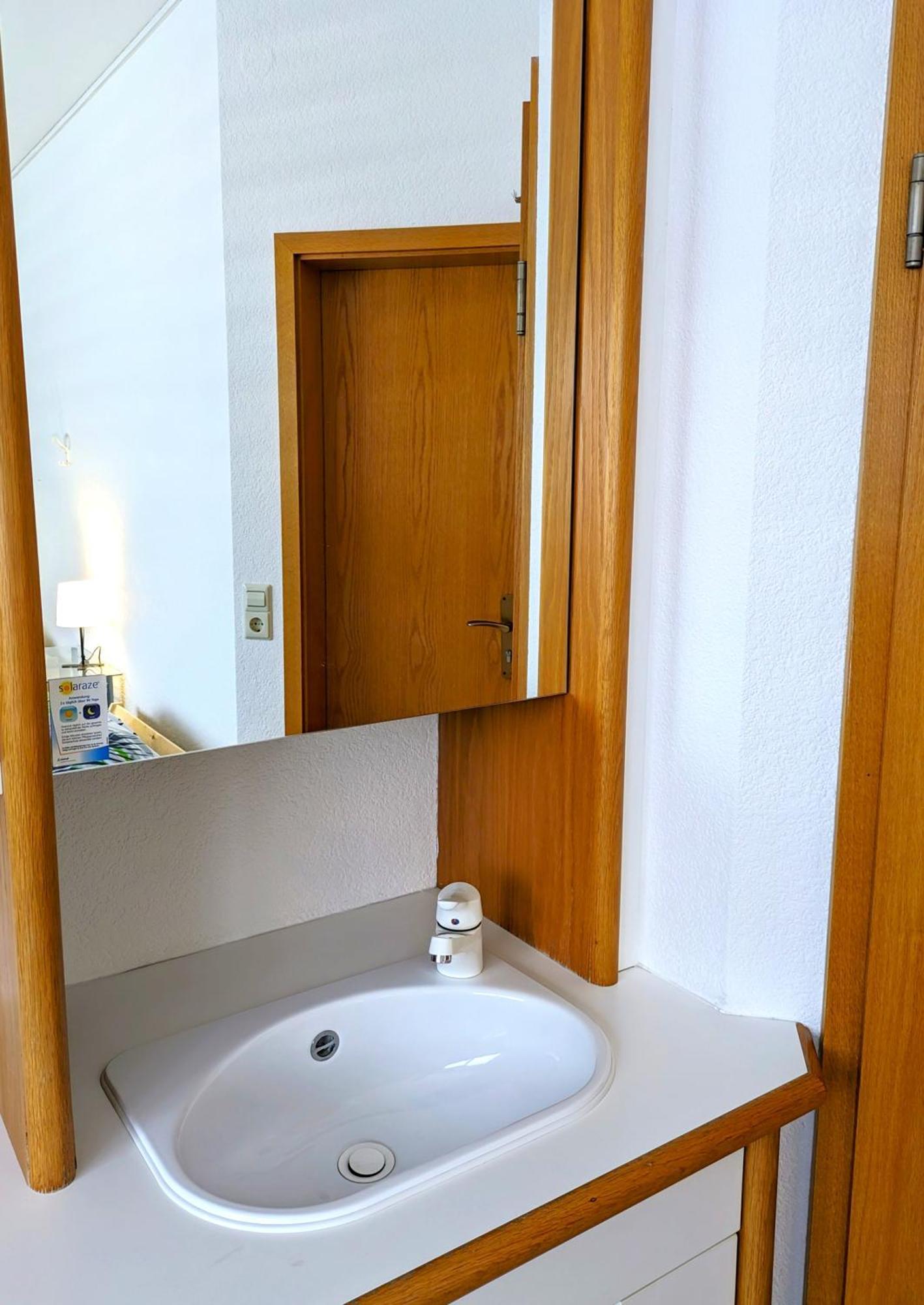 4 Zimmer Geraeumige Und Ruhig Gelegene Ferien- Und Monteurwohnung Nur Fuer Sie Allein Aujvari Vermietungen Spiegelberg Exteriér fotografie