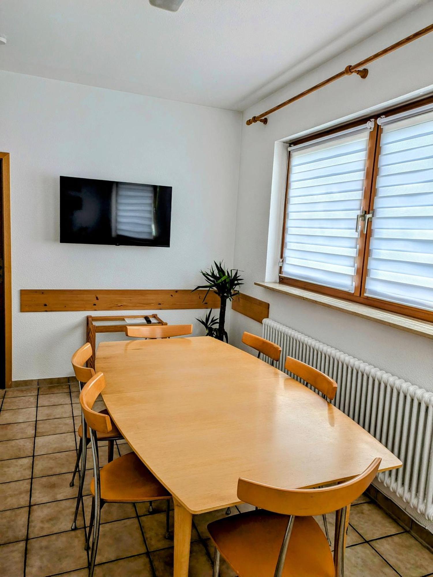 4 Zimmer Geraeumige Und Ruhig Gelegene Ferien- Und Monteurwohnung Nur Fuer Sie Allein Aujvari Vermietungen Spiegelberg Exteriér fotografie